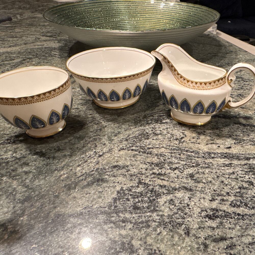 Vintage Aynsley China B1001 Cobalt BlueGold Leaf Teacup Creamer Bowl Set England